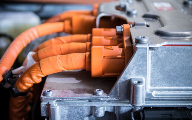 High-Voltage Busbar